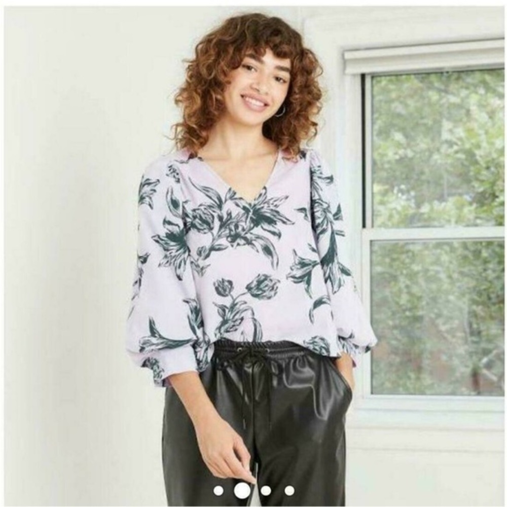 A New Day Puff Sleeve Floral‎ Blouse